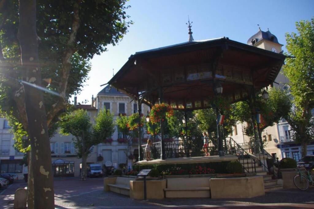 Mezzanine Au Coeur De Marcellin * Saint-Marcellin (Isere)